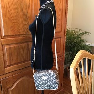 DKNY Cross Body Purse 👛